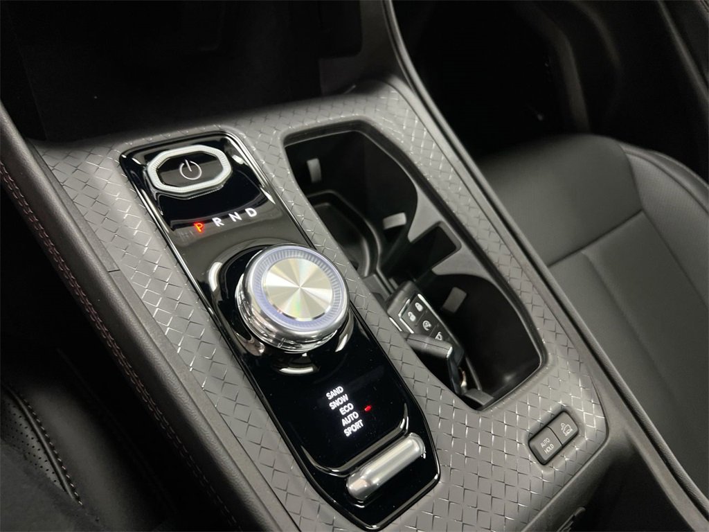 Used 2025 Jeep Wagoneer S Limited image 14