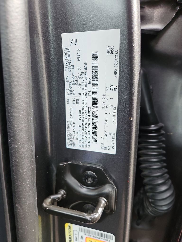 Used 2016 Ford F150 Lariat w/ Equipment Group 502A Luxury AWD/4WD image 30