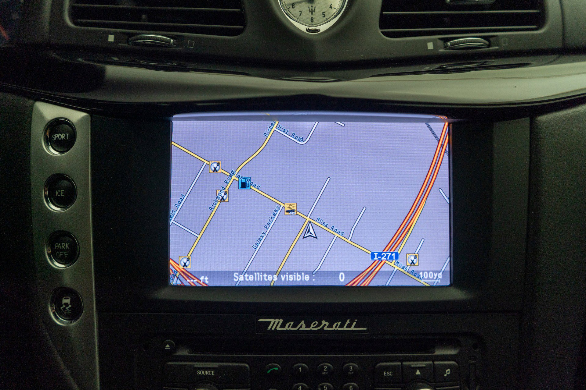 Used 2012 Maserati GranTurismo S image 17