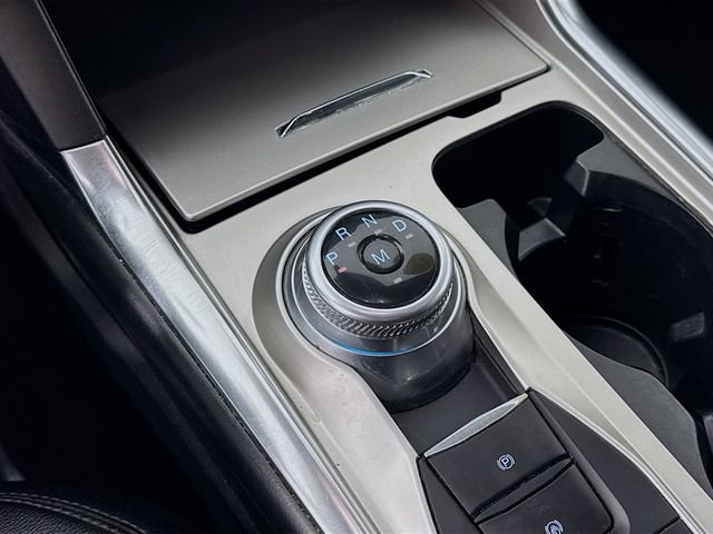 Used 2020 Ford Explorer XLT w/ Equipment Group 202A image 16