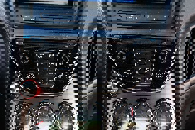 Used 2015 Hyundai Genesis 3.8 RWD image 34