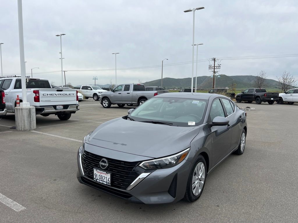 Used 2024 Nissan Sentra S image 4