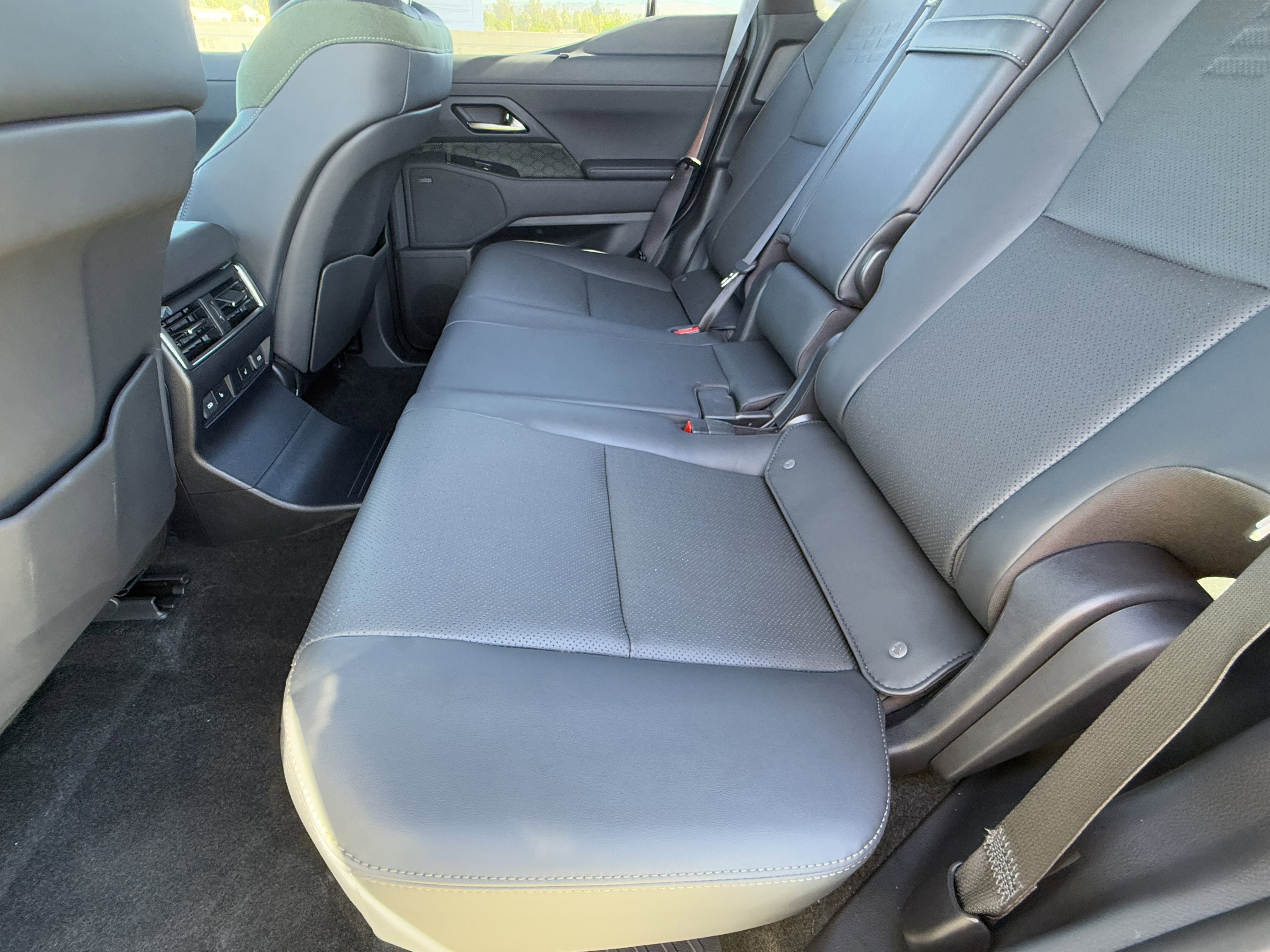 Certified 2024 Lexus GX 550 image 30