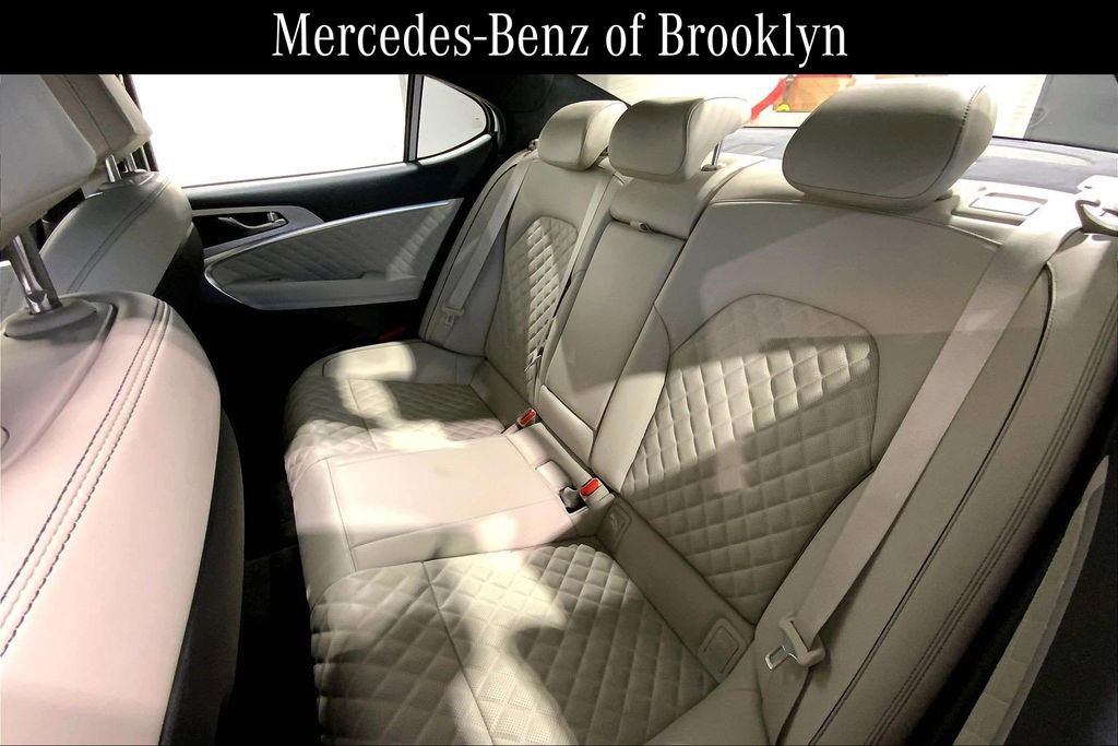 Used 2023 Genesis G70 3.3T w/ Sport Prestige Package image 20