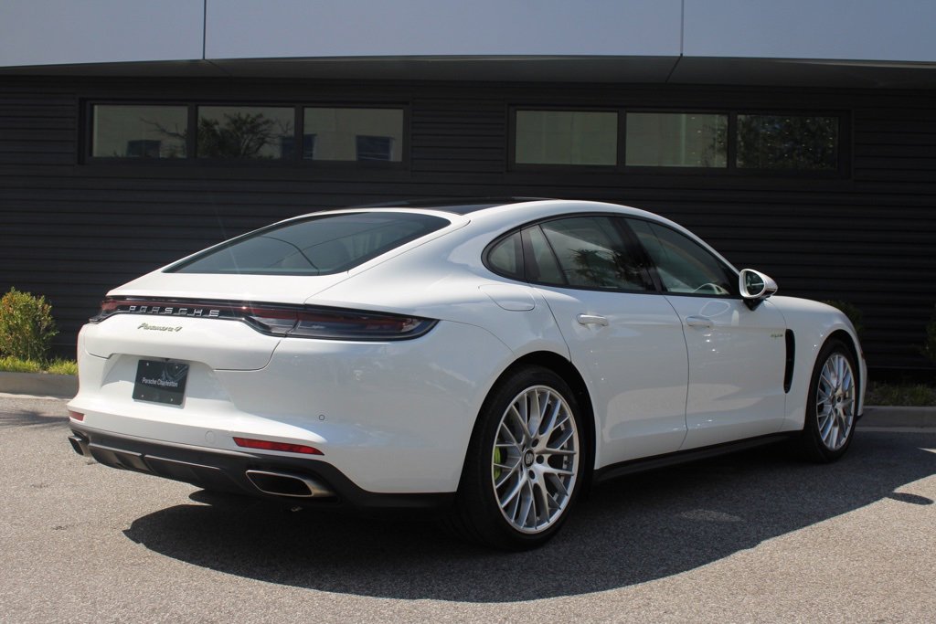 Used 2023 Porsche Panamera 4 image 7