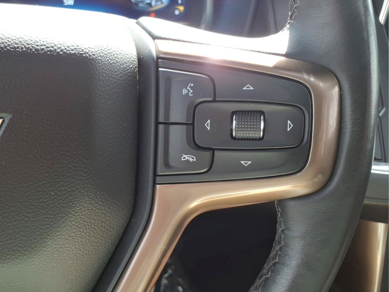 Used 2023 Chevrolet Tahoe High Country AWD/4WD image 21