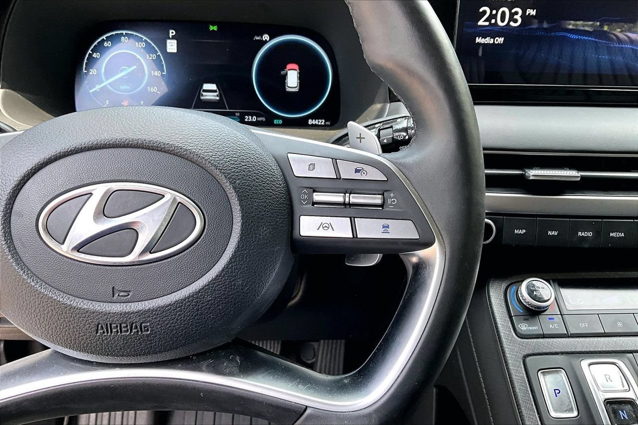 Used 2024 Hyundai Palisade Limited FWD image 11