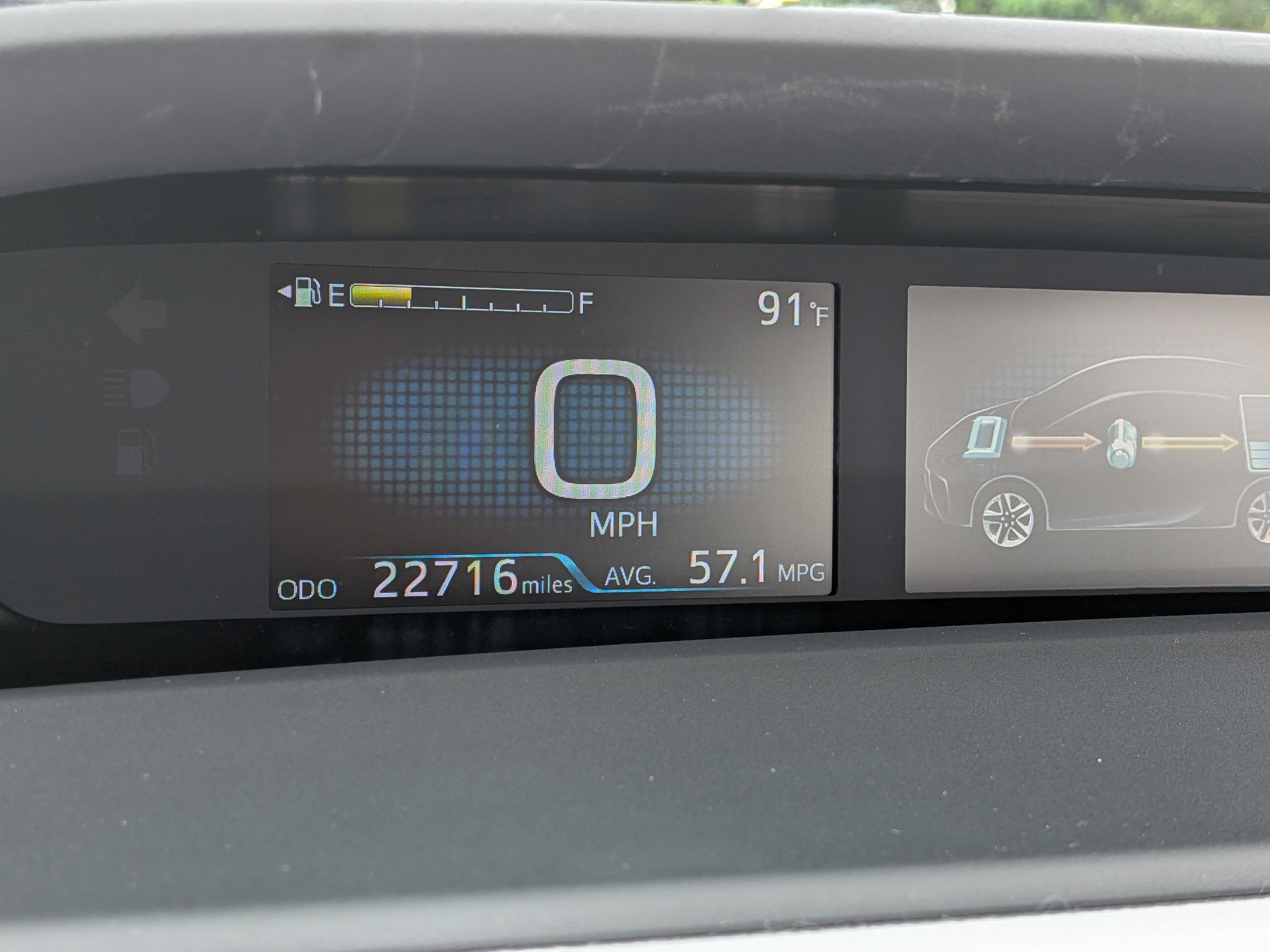 Used 2021 Toyota Prius L Eco FWD image 31