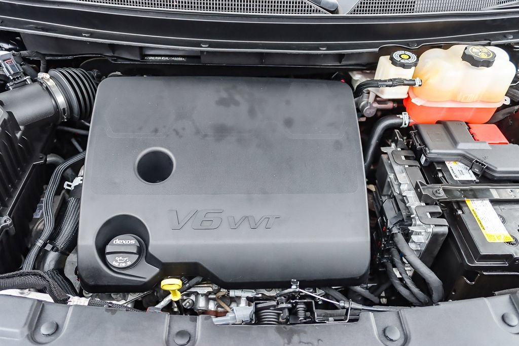 Used 2022 Chevrolet Traverse LT image 58