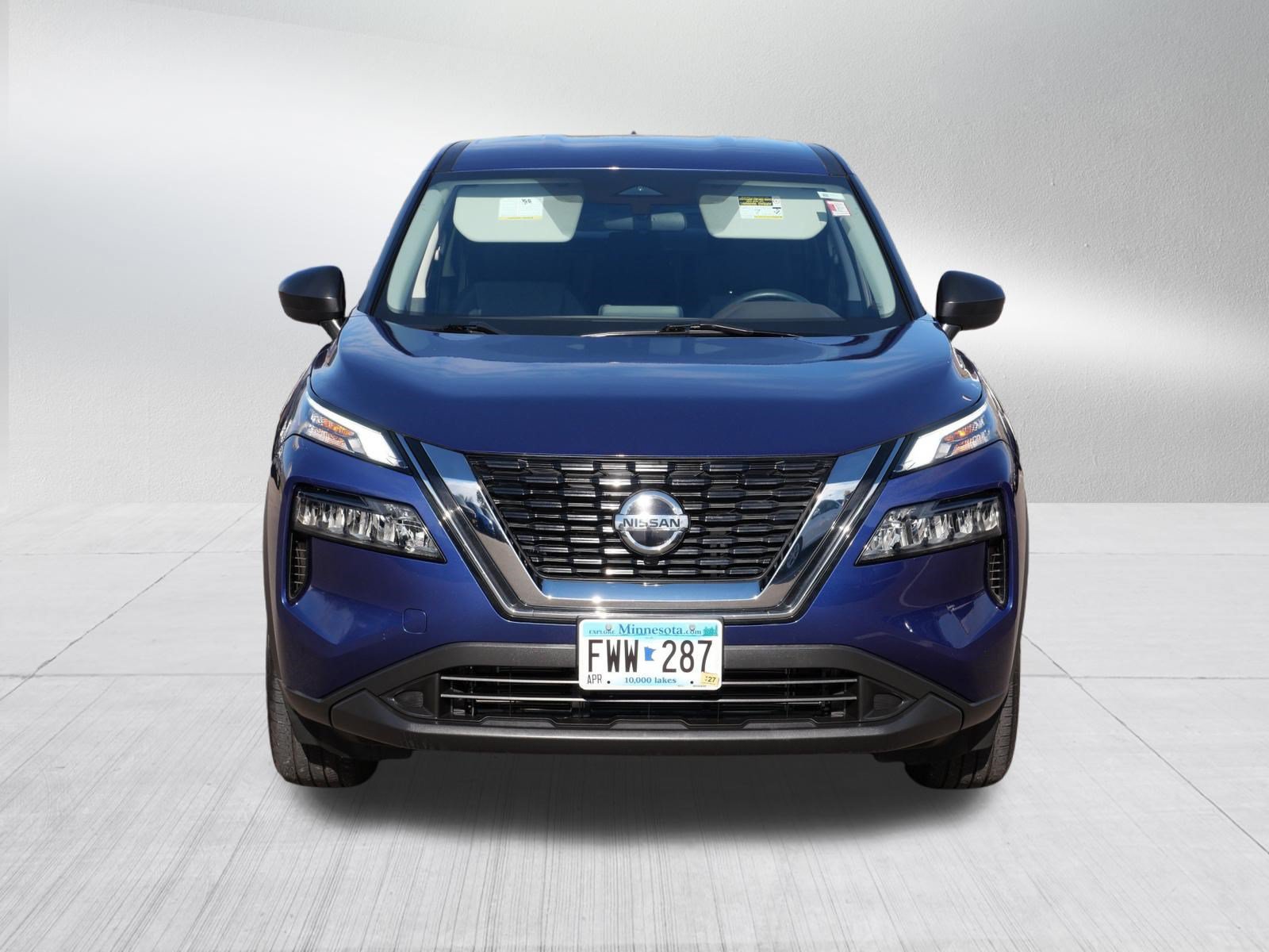 Used 2021 Nissan Rogue S AWD/4WD image 2