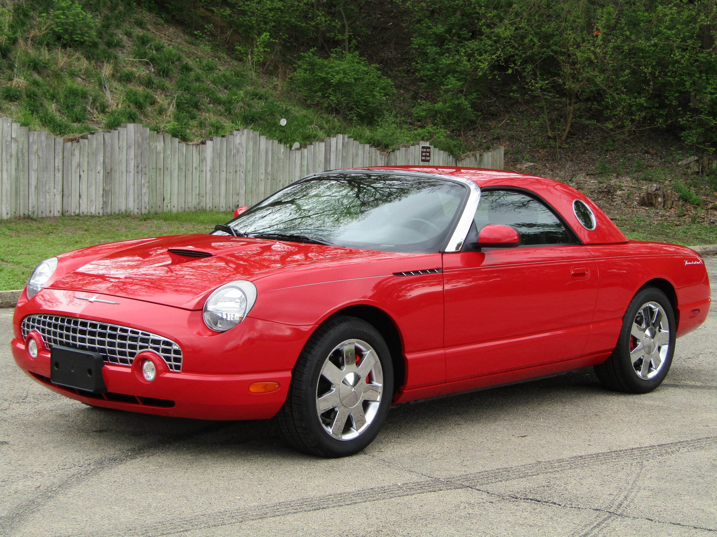 Used 2002 Ford Thunderbird RWD image 8