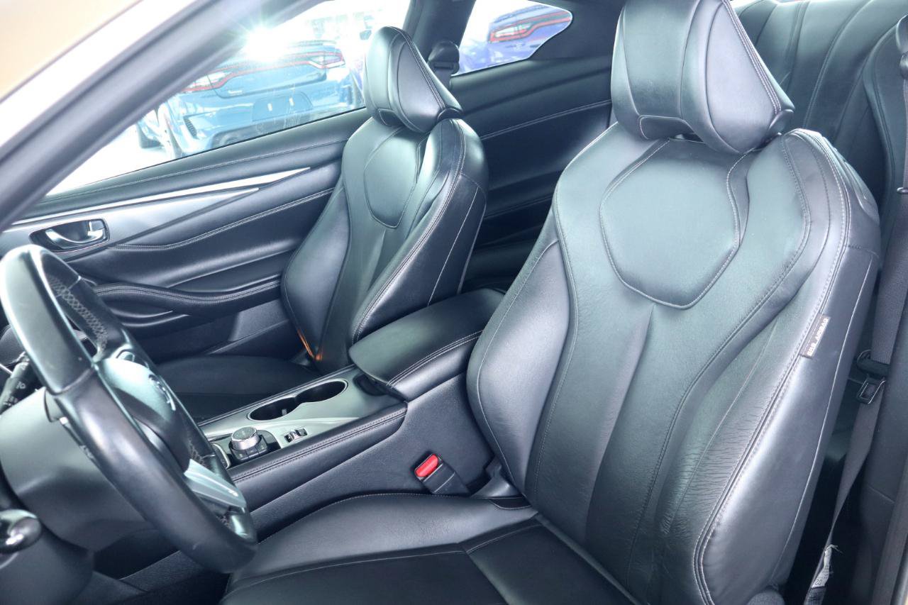 Used 2018 INFINITI Q60 3.0t Luxe RWD image 13