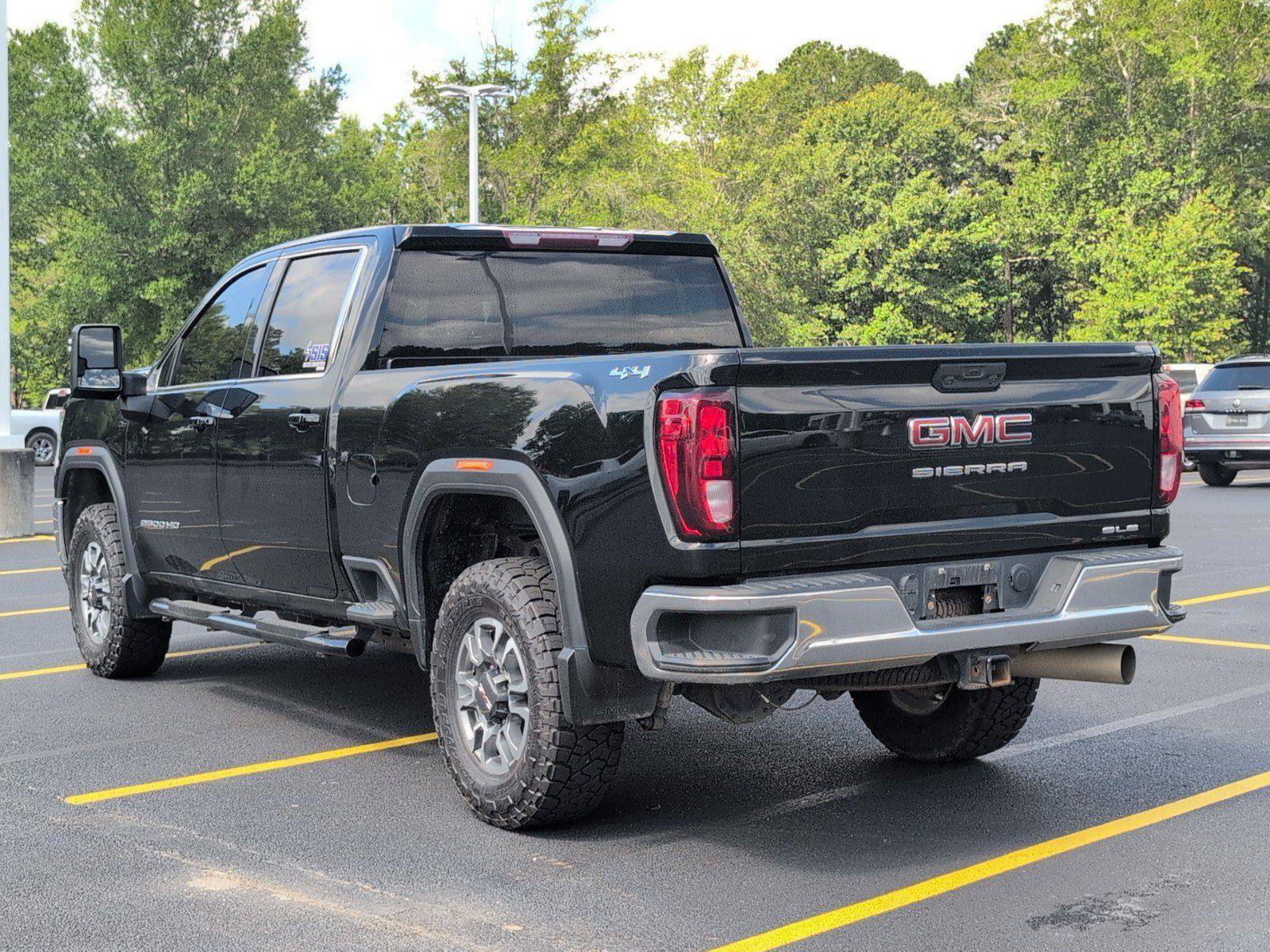 Used 2022 GMC Sierra 2500 SLE AWD/4WD image 3