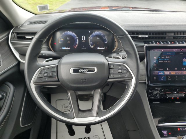 Used 2021 Jeep Grand Cherokee L Limited AWD/4WD image 19