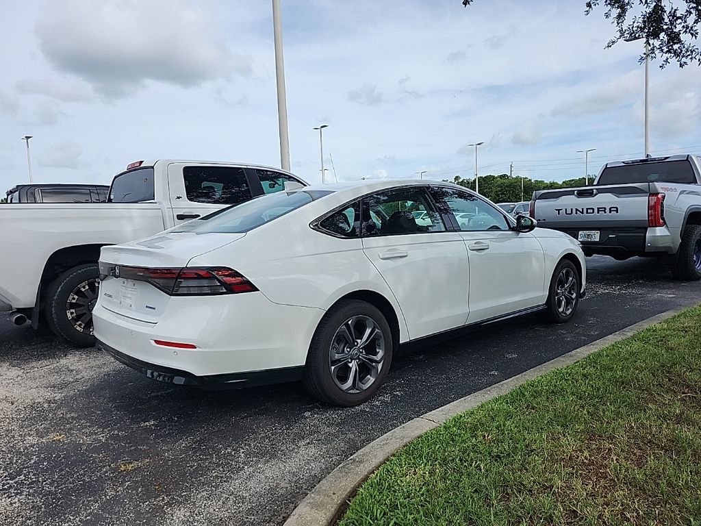 Used 2024 Honda Accord EX-L image 6