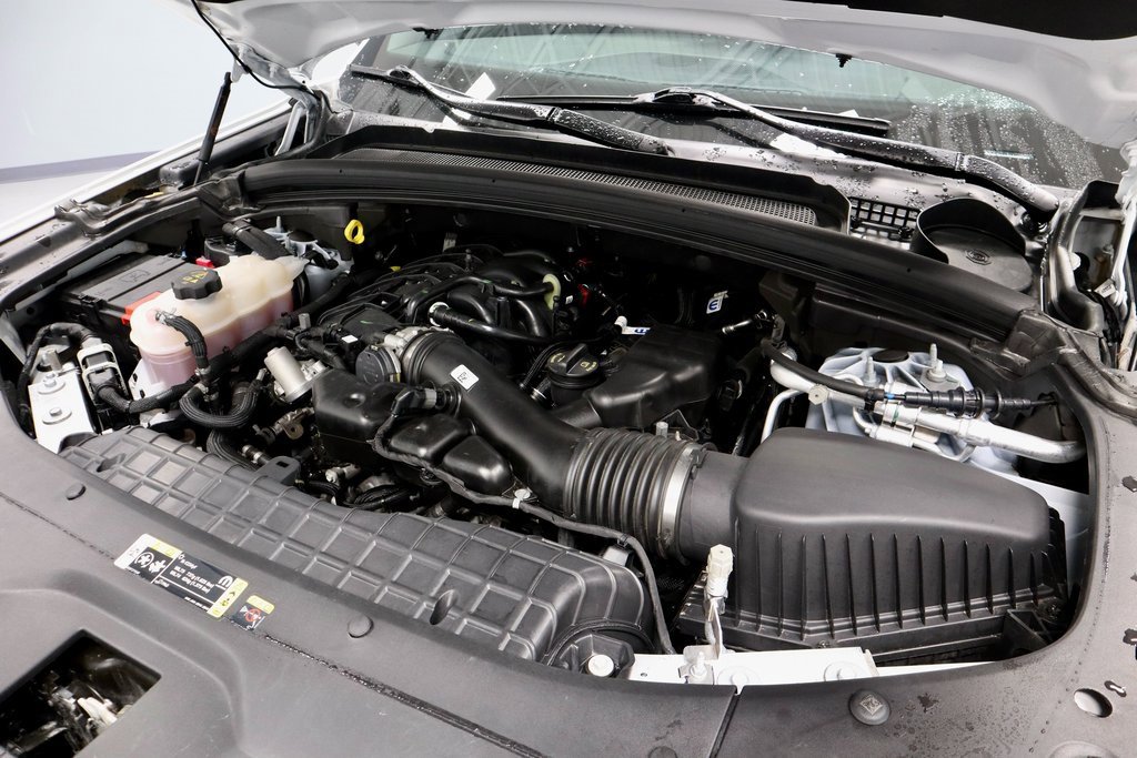 Used 2025 Jeep Grand Cherokee L Laredo w/ Luxury Tech Group I image 16