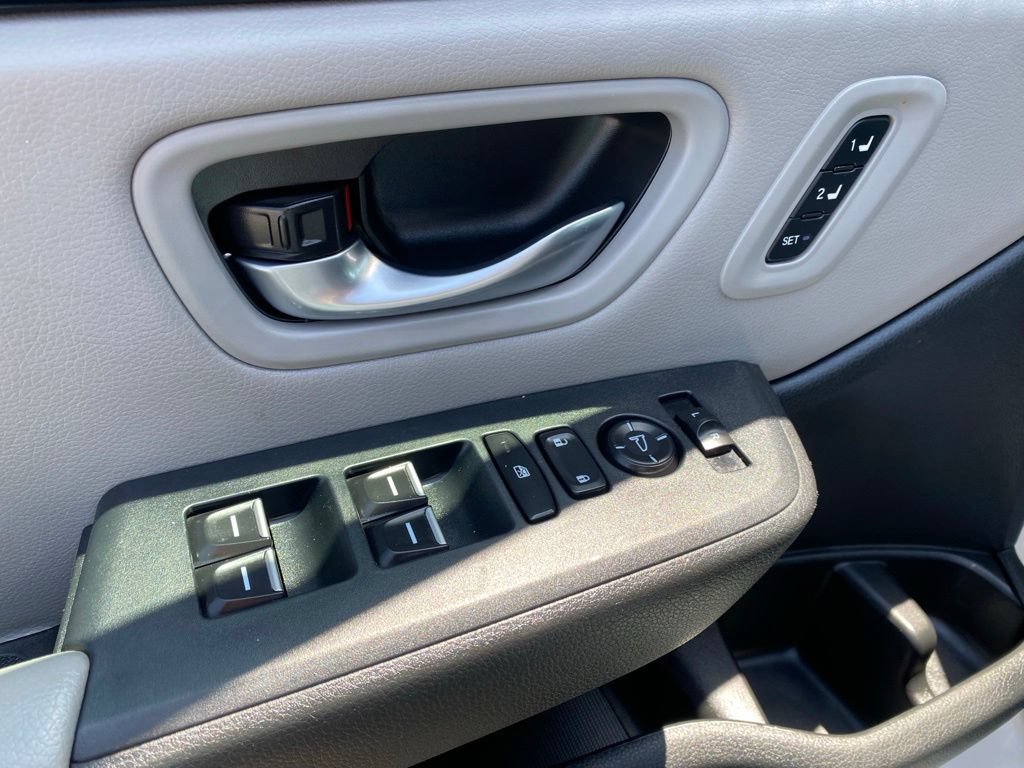 Used 2023 Honda Pilot EX-L image 13