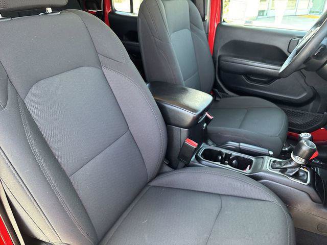 Certified 2023 Jeep Gladiator Sport AWD/4WD image 11