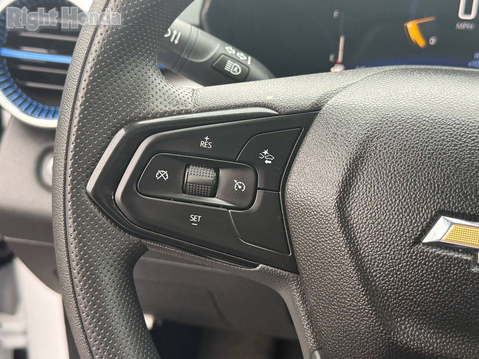 Used 2025 Chevrolet Trax LT image 16