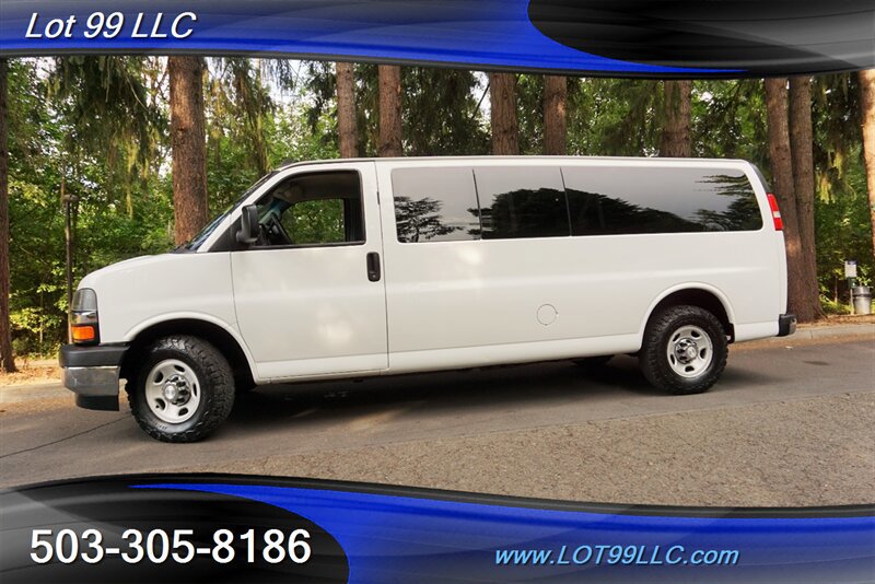 Used 2017 Chevrolet Express 3500 LT w/ LT Preferred Equipment Group RWD image 5