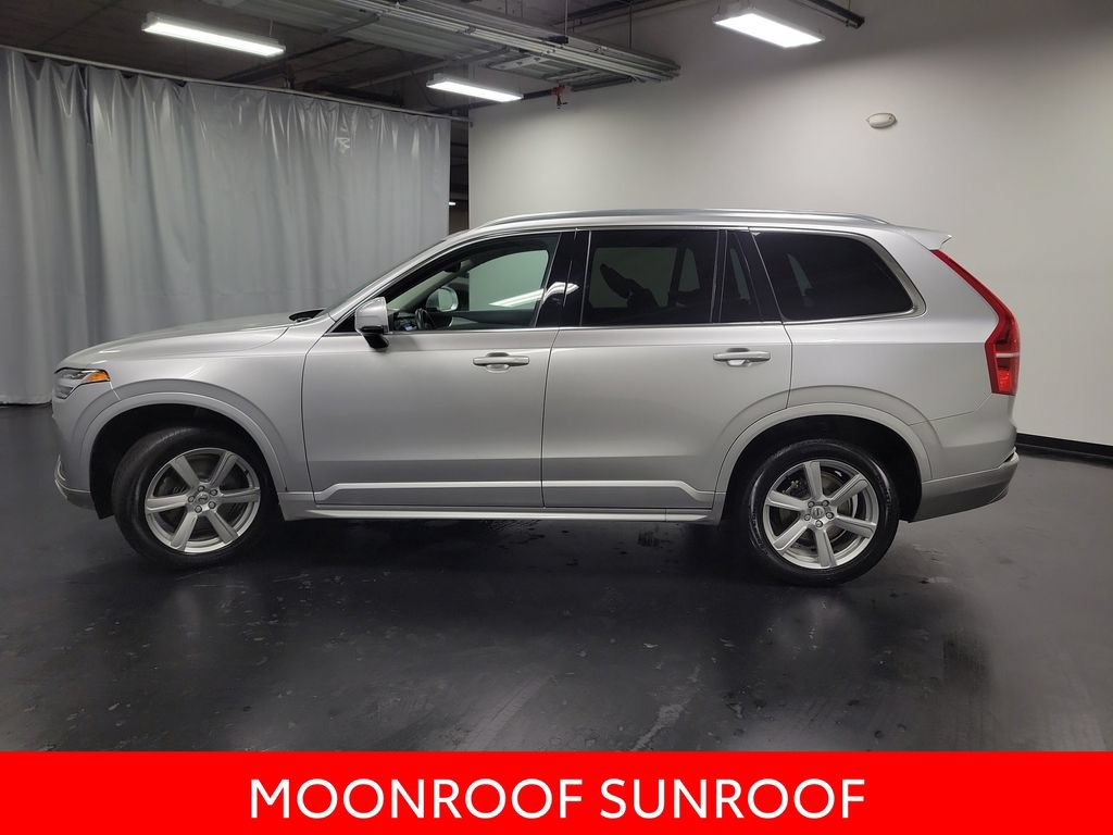 Used 2022 Volvo XC90 T5 Momentum AWD/4WD image 5