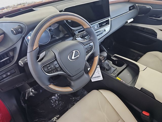 New 2025 Lexus ES 350 Ultra Luxury image 16