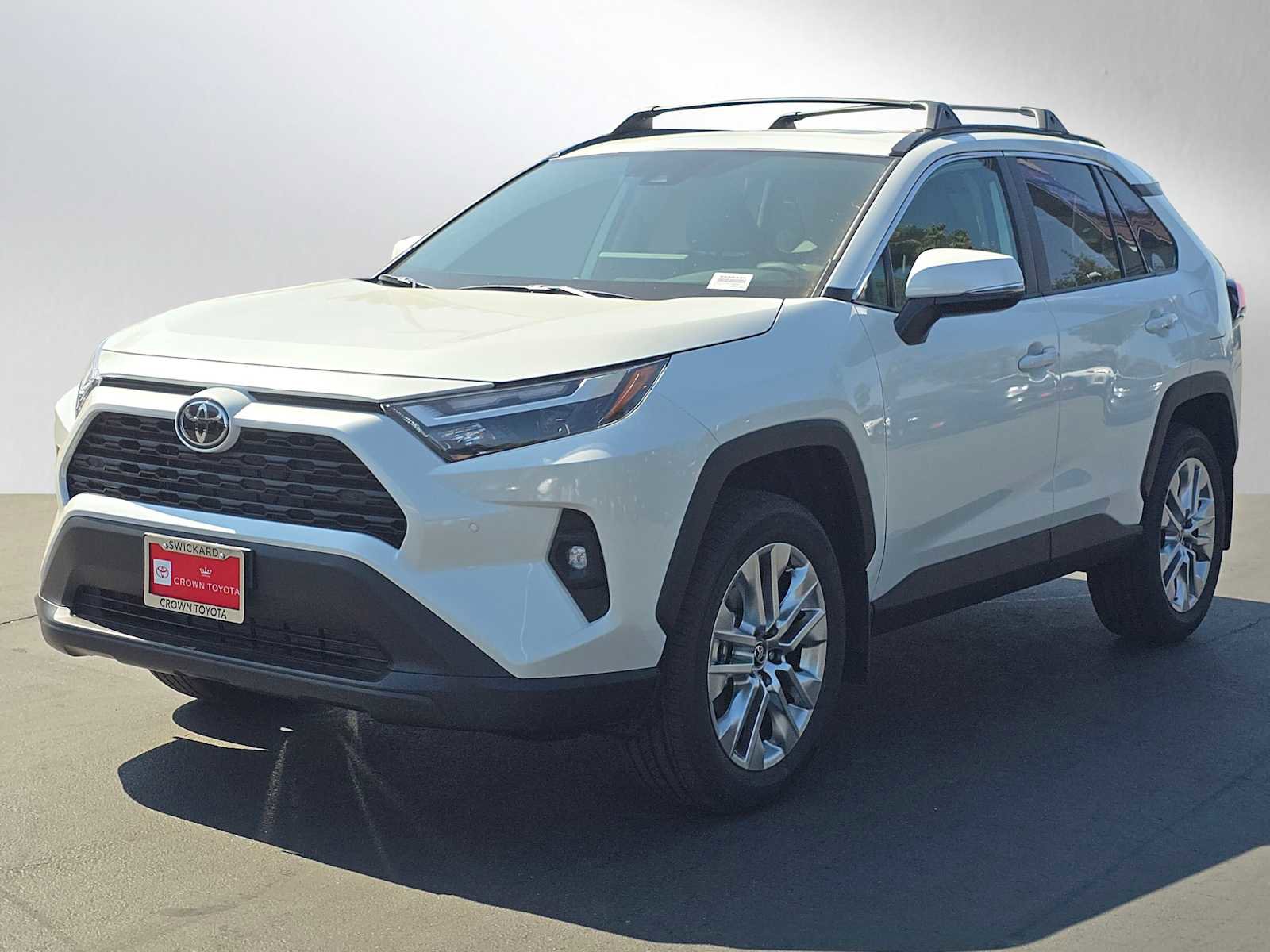 Certified 2025 Toyota RAV4 XLE Premium image 3
