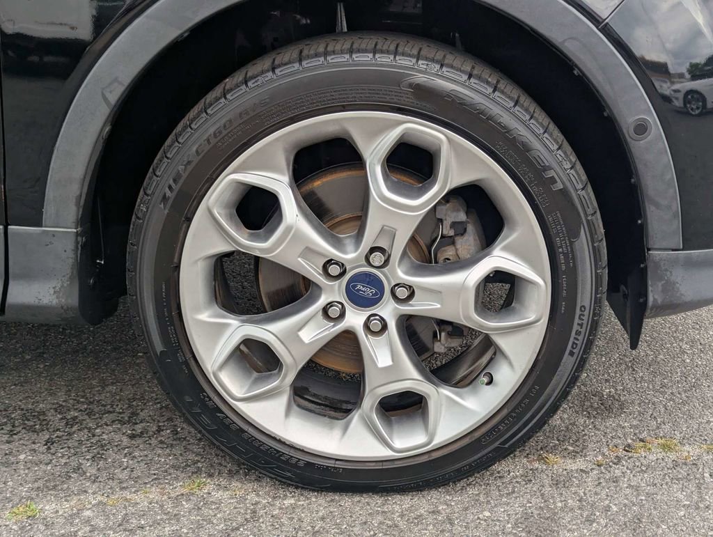 Used 2016 Ford Escape Titanium w/ Equipment Group 301A AWD/4WD image 12