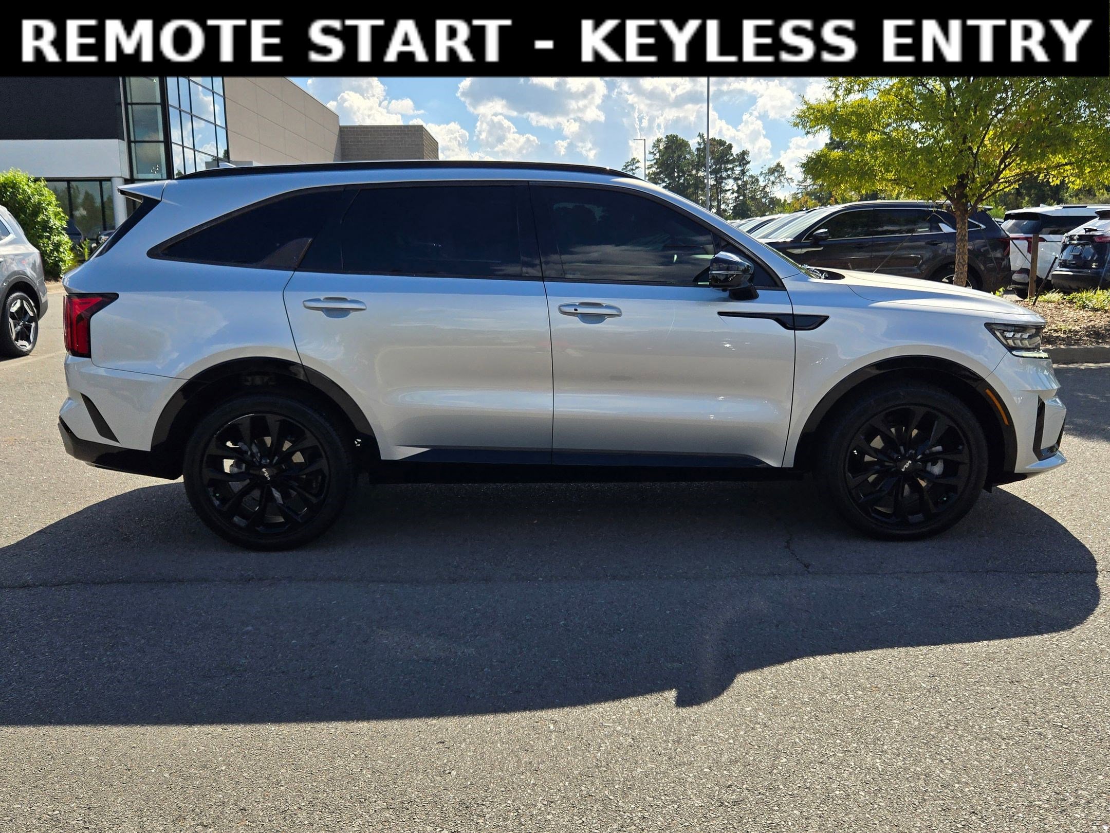 Used 2022 Kia Sorento SX image 8