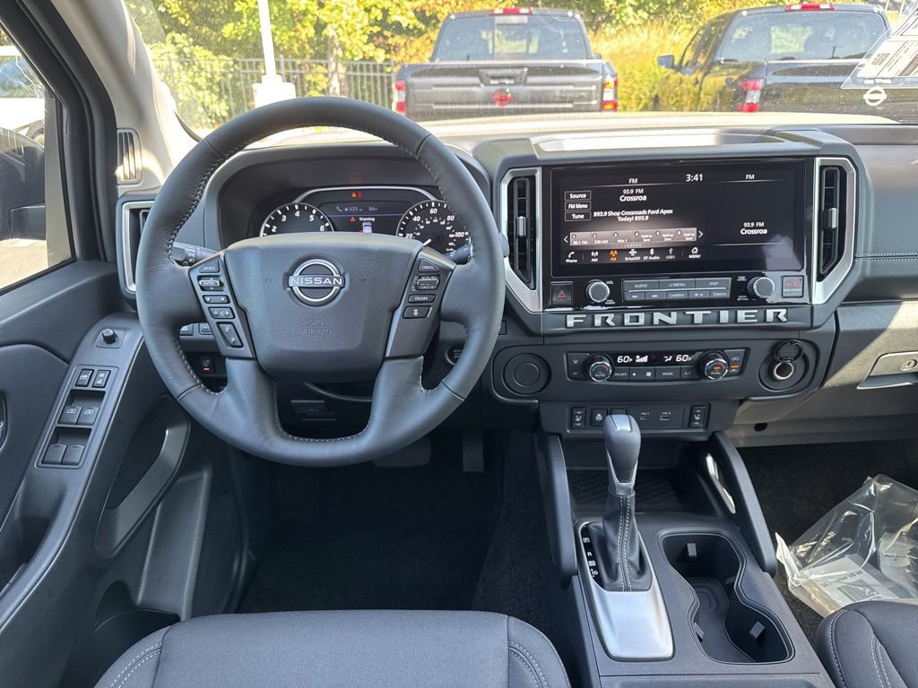 New 2026 Nissan Frontier SV w/ SV Convenience Package image 2