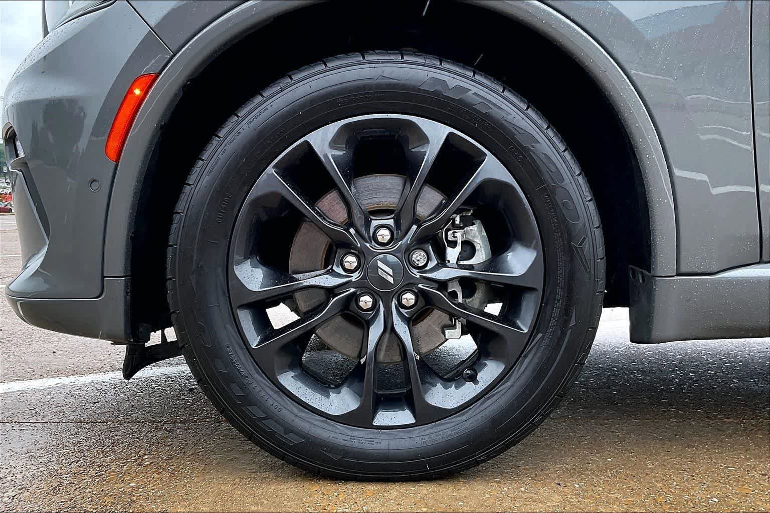 Used 2022 Dodge Durango R/T w/ Blacktop Package AWD/4WD image 8