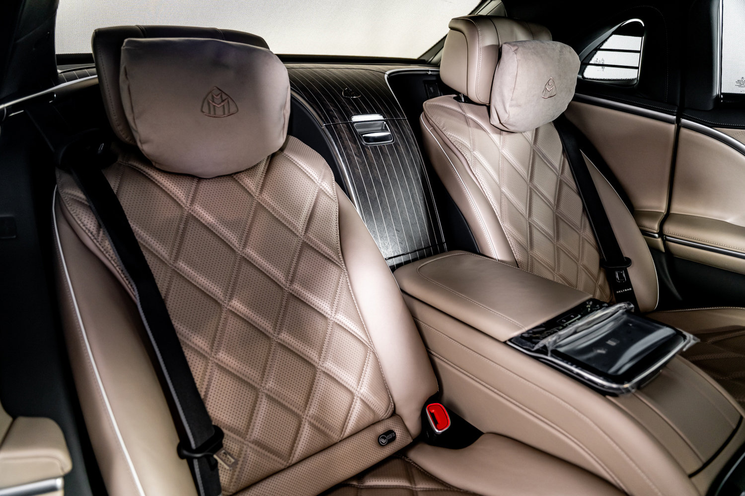 Used 2025 Mercedes-Benz Maybach S 680 4MATIC image 38