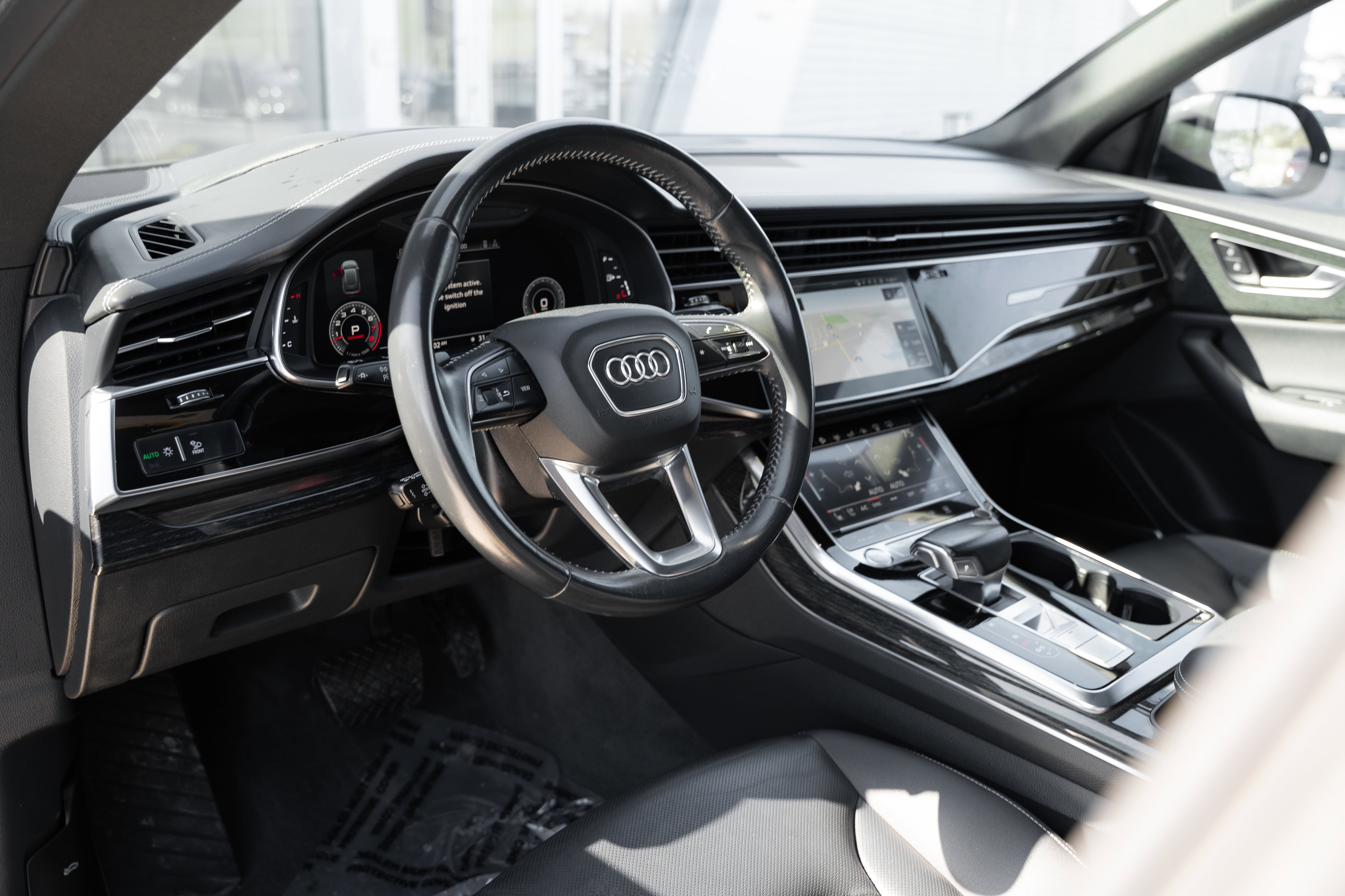 Used 2019 Audi Q8 Prestige w/ Towing Package image 10