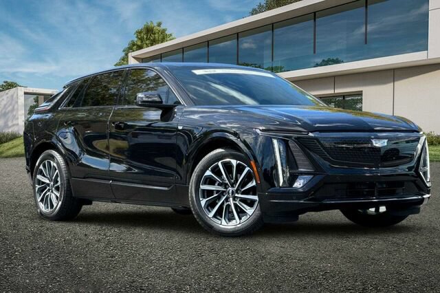 Certified 2024 Cadillac Lyriq Sport w/ LPO, Floor Liner Package AWD/4WD image 2
