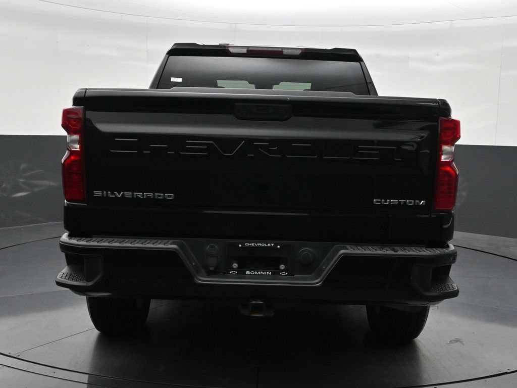 Used 2024 Chevrolet Silverado 1500 Custom RWD image 4