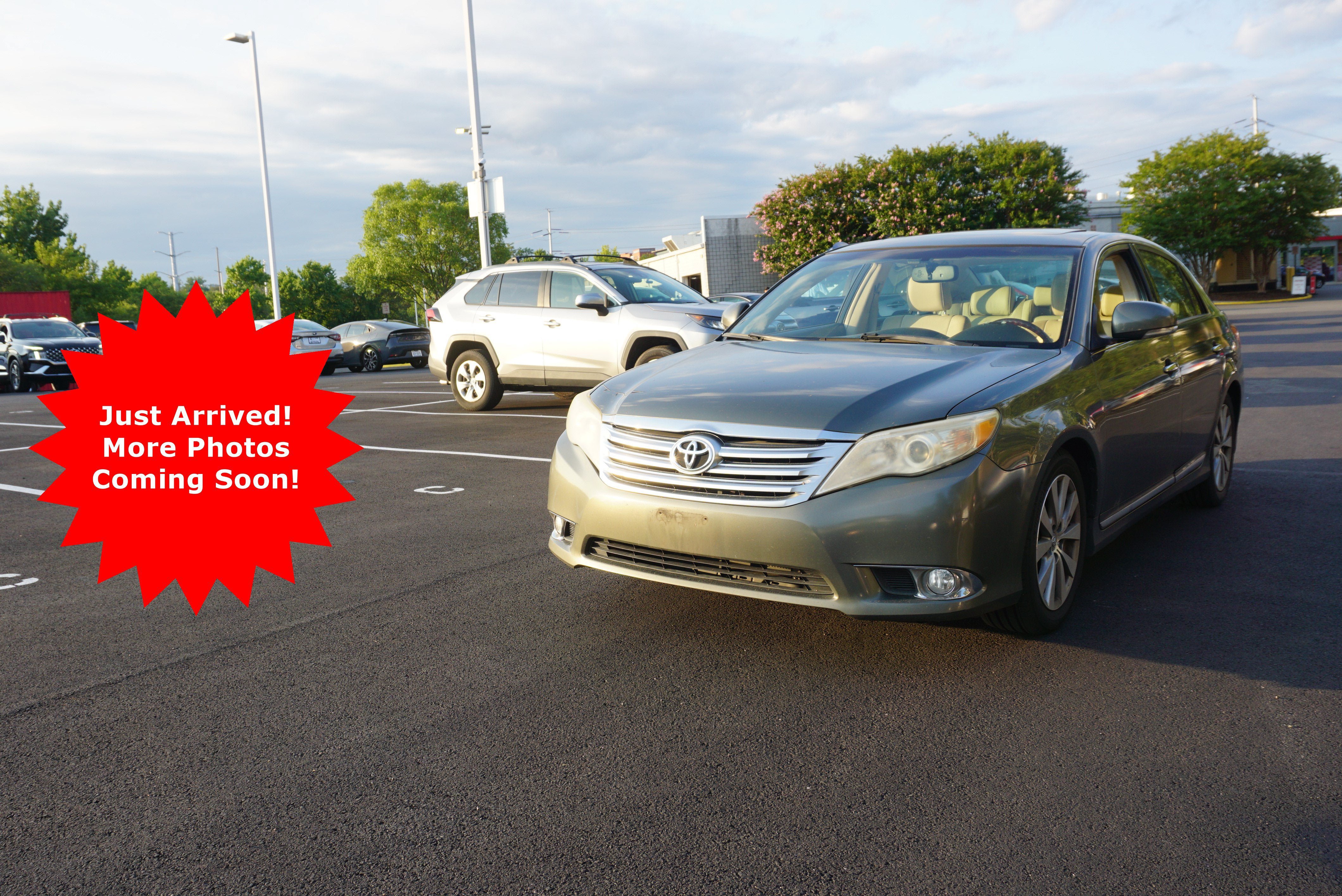 Used 2011 Toyota Avalon Limited