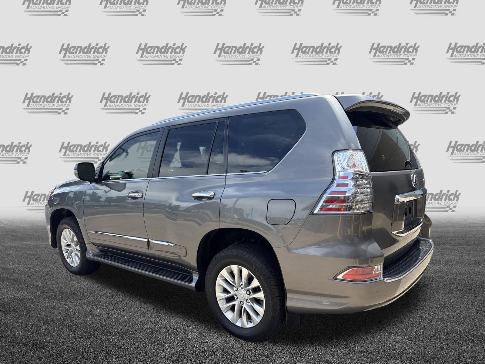 Used 2014 Lexus GX 460 w/ Premium Package AWD/4WD image 8