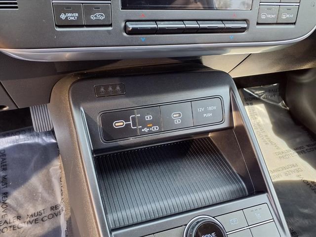 Certified 2024 Hyundai Kona SEL image 18