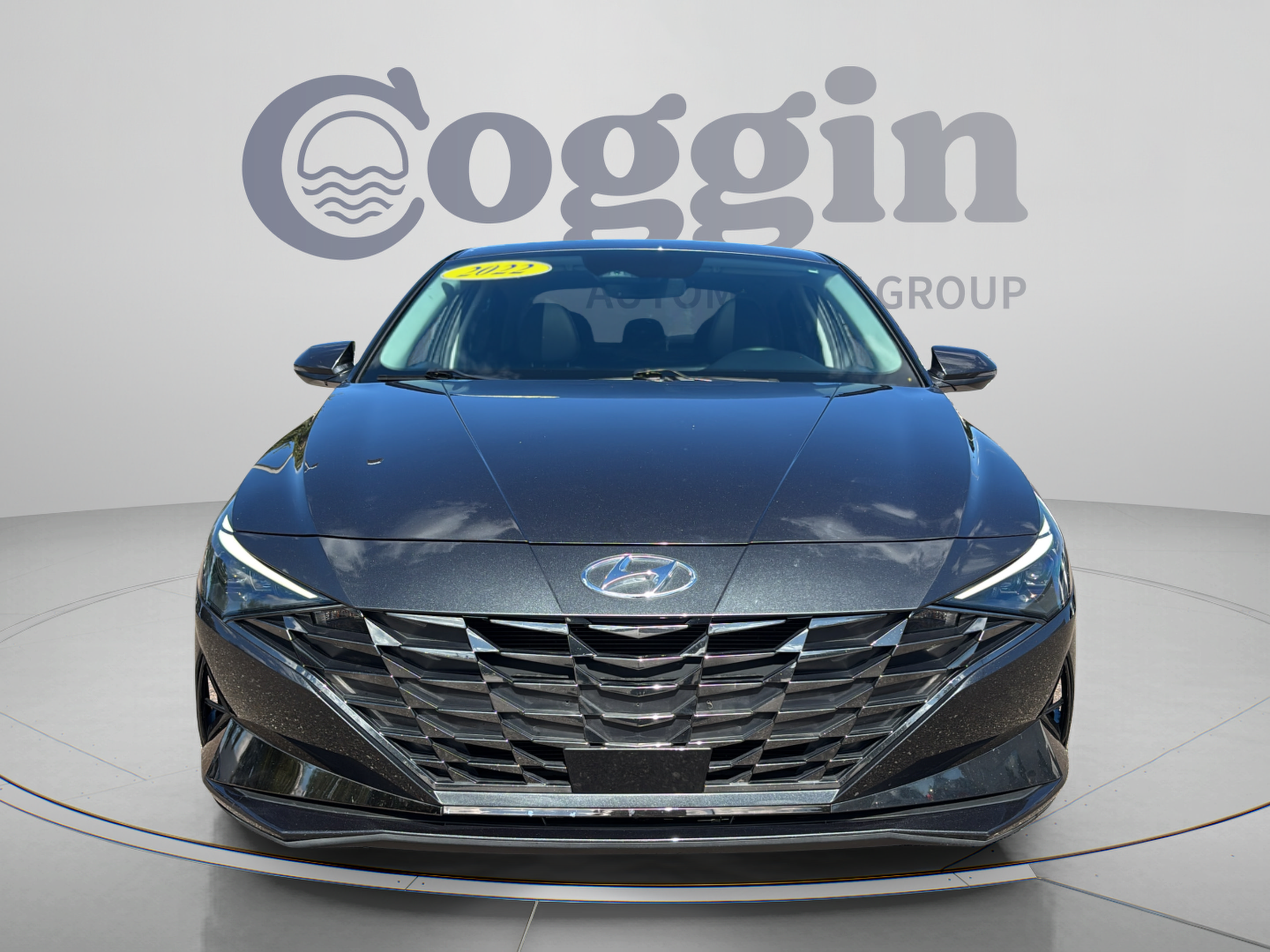 Used 2022 Hyundai Elantra Limited w/ Cargo Package FWD image 10