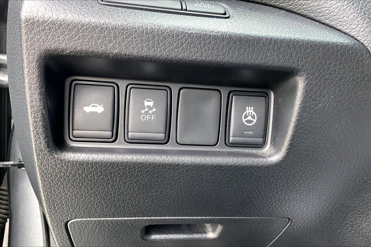 Used 2018 Nissan Altima 2.5 SL FWD image 32