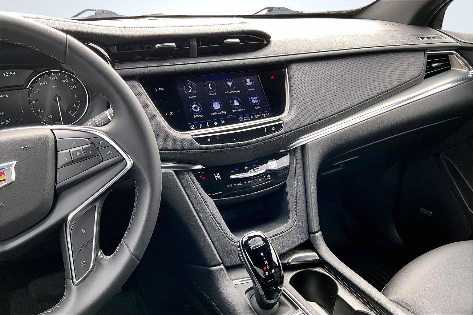 Used 2024 Cadillac XT5 Luxury w/ LPO, Floor Liner Package image 7