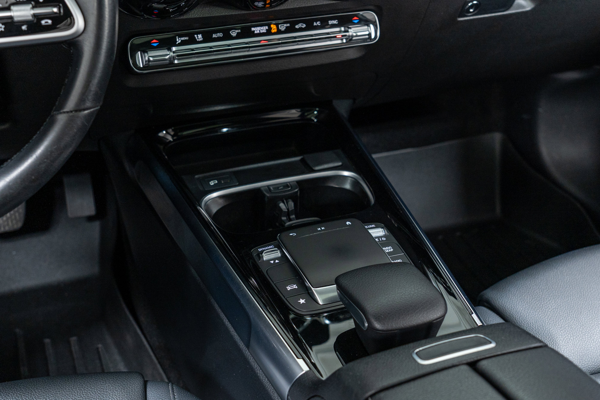 Certified 2021 Mercedes-Benz GLB 250 4MATIC image 20