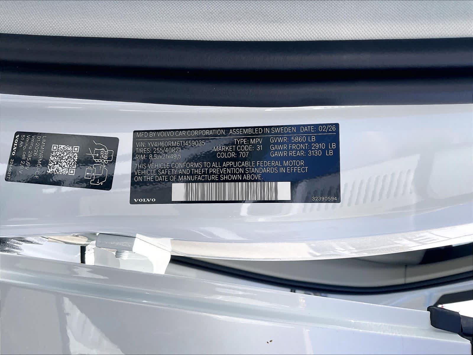 New 2026 Volvo XC60 T8 Ultra w/ Protection Package Premier AWD/4WD image 36