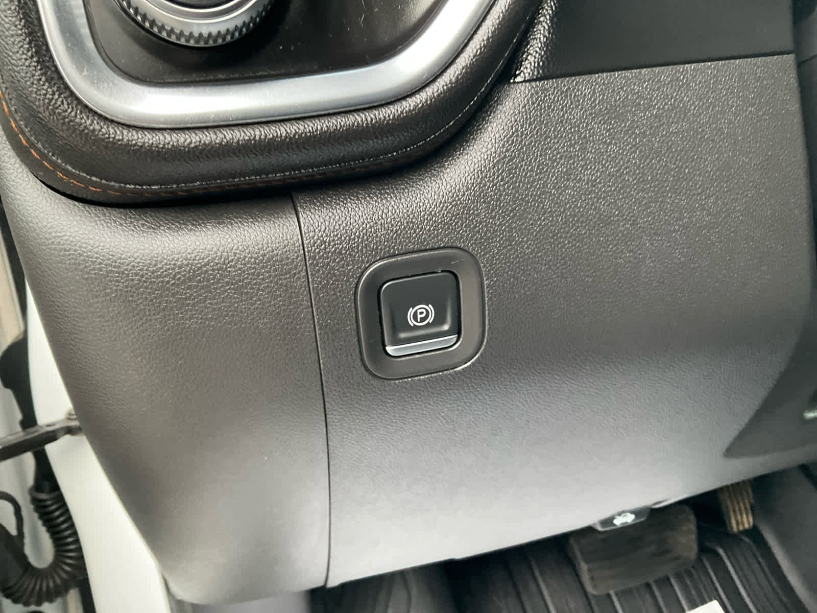 Used 2019 GMC Sierra 1500 AT4 w/ AT4 Premium Package image 21