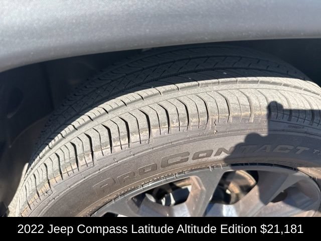 Used 2022 Jeep Compass Latitude w/ Convenience Group AWD/4WD image 10