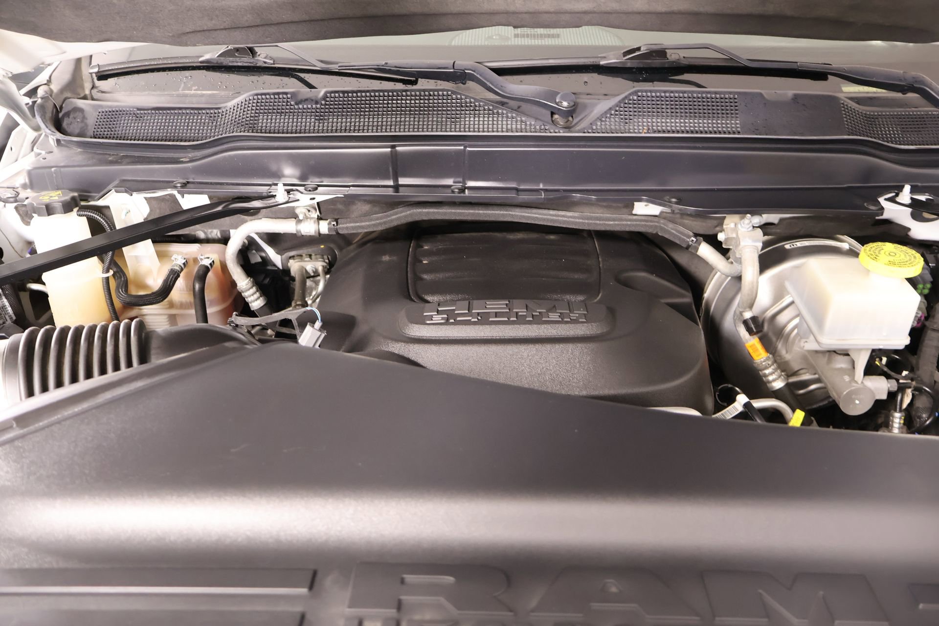 Used 2023 RAM 2500 Tradesman w/ Safety Group AWD/4WD image 20