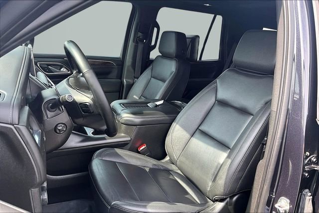 Used 2023 Chevrolet Tahoe Z71 w/ Luxury Package AWD/4WD image 25