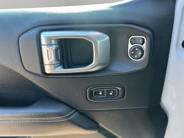 Used 2019 Jeep Wrangler Unlimited Sahara w/ Uconnect 4C Nav & Sound Group image 36