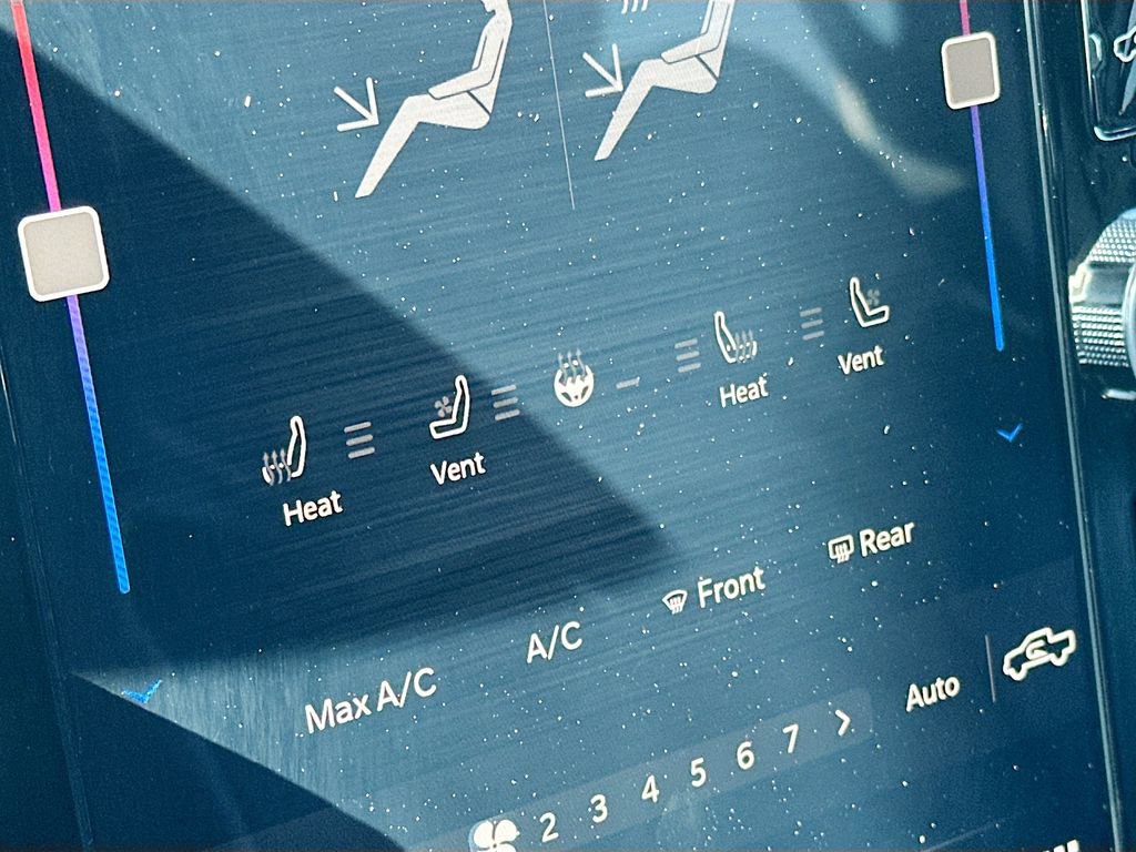 Certified 2023 RAM 3500 Limited image 31