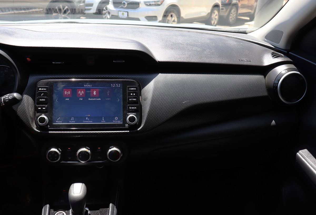 Used 2023 Nissan Kicks SV w/ Exterior Package FWD image 43